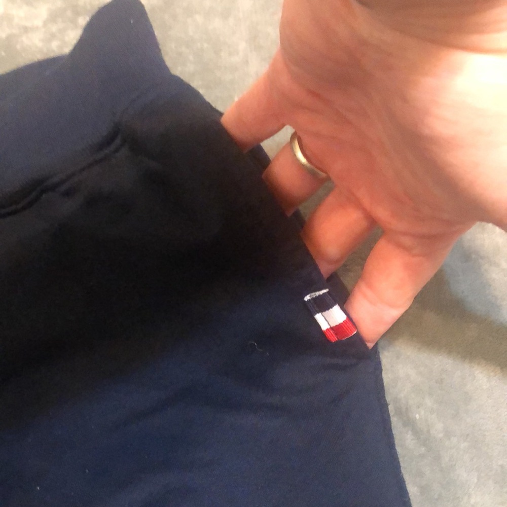 Telaleo Joggers - Picture 4 of 5